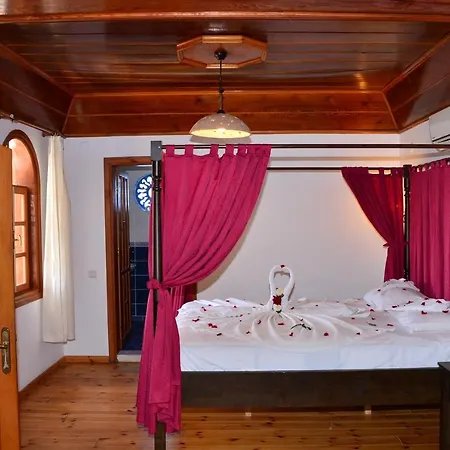 Aquarius Apartmanhotel *