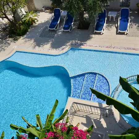 Aquarius Apartmanhotel *