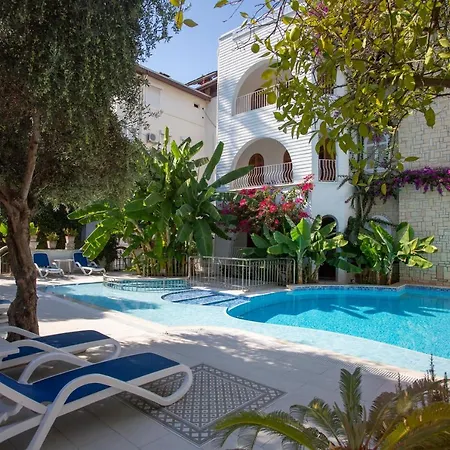 Aquarius Apartmanhotel Side